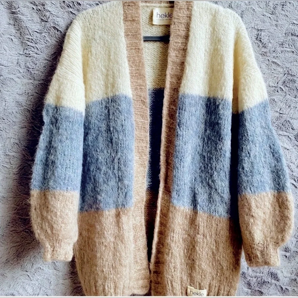 HEKLE | Colorblock Cardigan - Picture 2 of 4